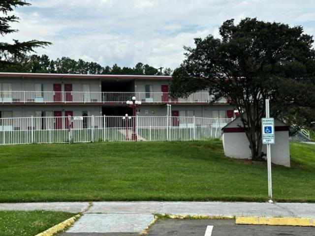 Loyalty Inn Charlotte Airport エクステリア 写真